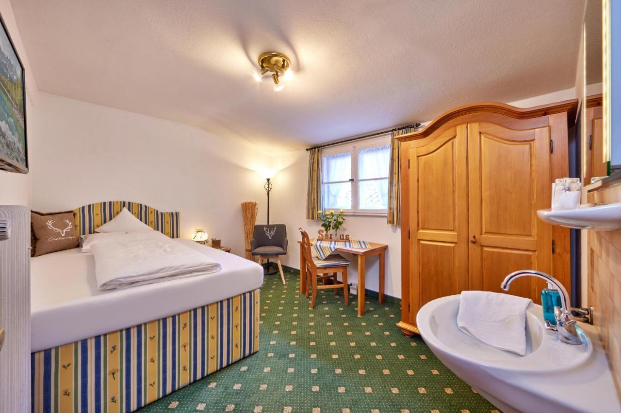 Gaestehaus Angela Garmisch-Partenkirchen Luaran gambar