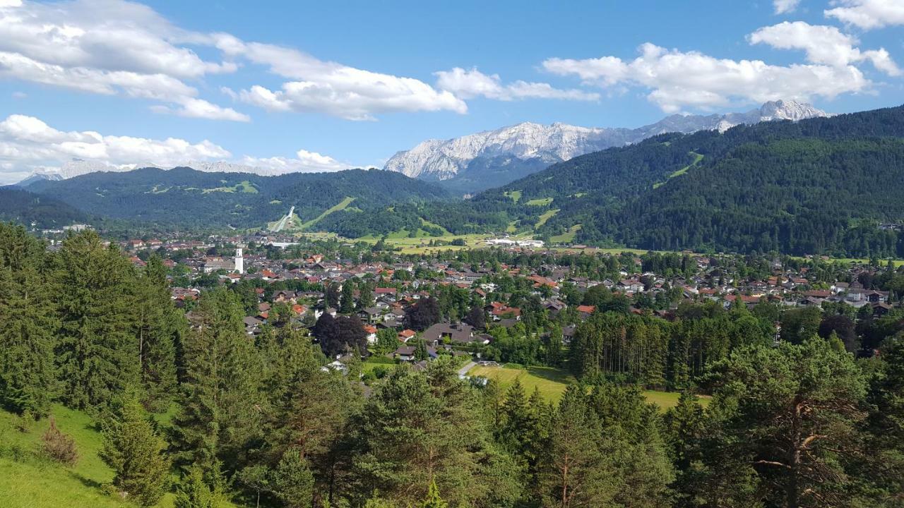 Gaestehaus Angela Garmisch-Partenkirchen Luaran gambar